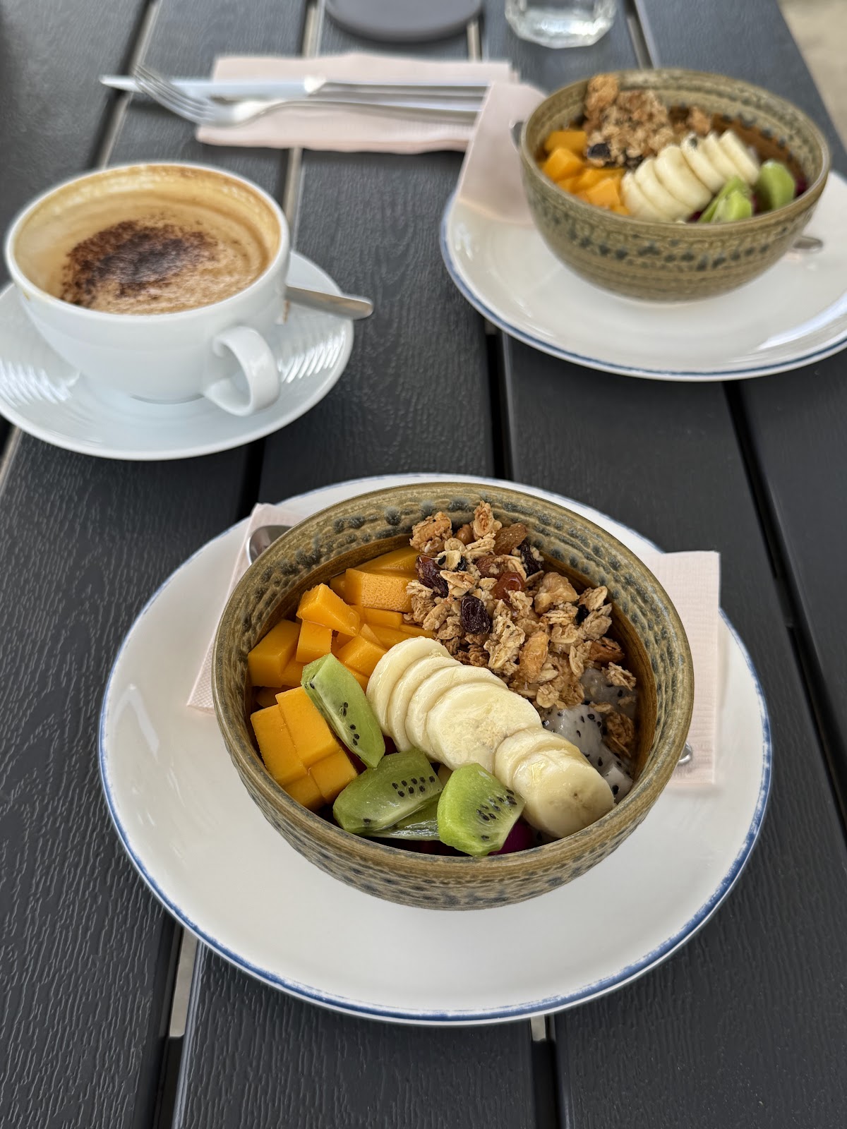 Grind House Cafe atmosphere